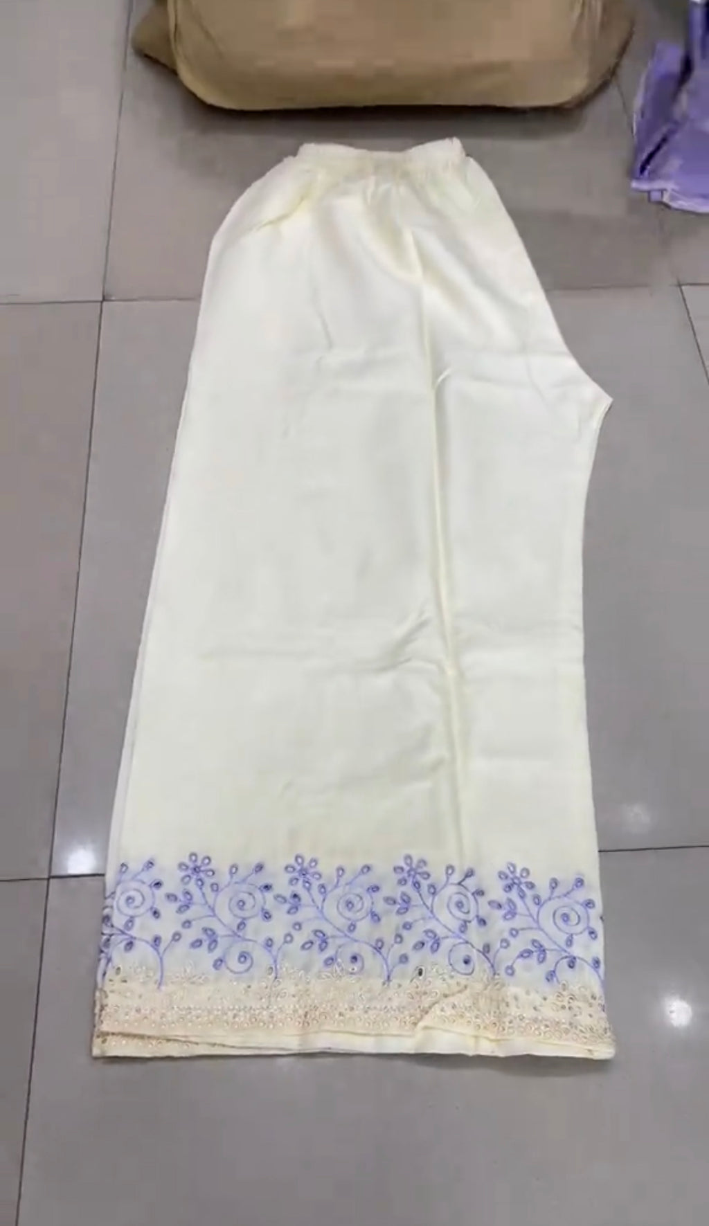 Riwaj embroidered 3 piece